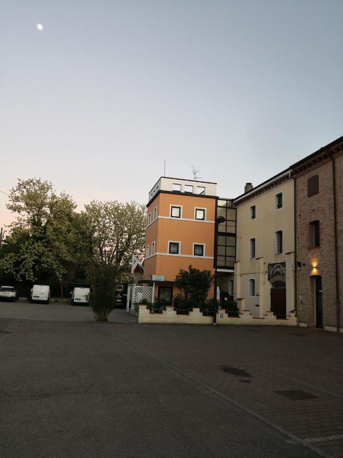 Hotel La Cantina Alfonsine Exterior foto