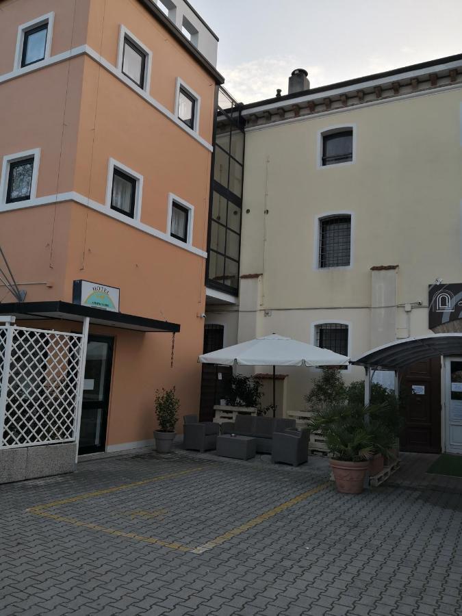 Hotel La Cantina Alfonsine Exterior foto